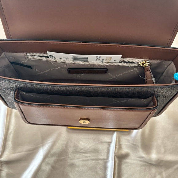 NWT MICHAEL Michael Kors Bradshaw Crossbody Bag Brown MK Signature + Care Card - Picture 7 of 7